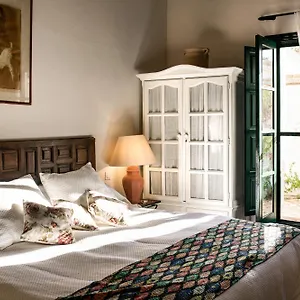 hacienda-de-san-rafael-las-cabezas-de-san-juan.es-andalucia.com/